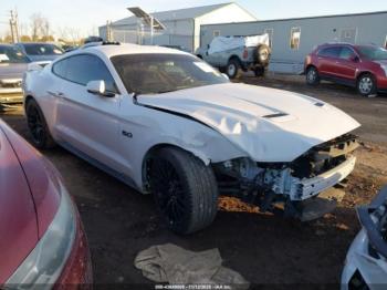  Salvage Ford Mustang