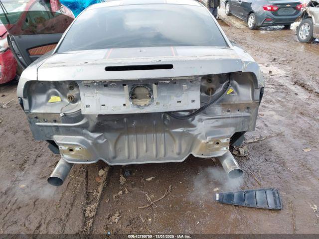 Ford Mustang Gt Premium Image 2