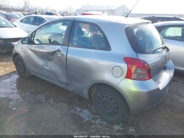 Toyota Yaris Image 10