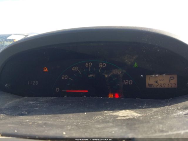 Toyota Yaris Image 11