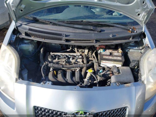 Toyota Yaris Image 2