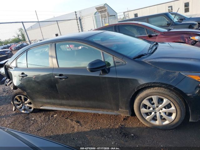 Toyota Corolla Le Image 14