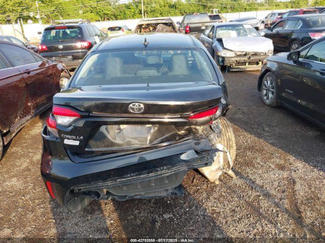 Toyota Corolla Le Image 15