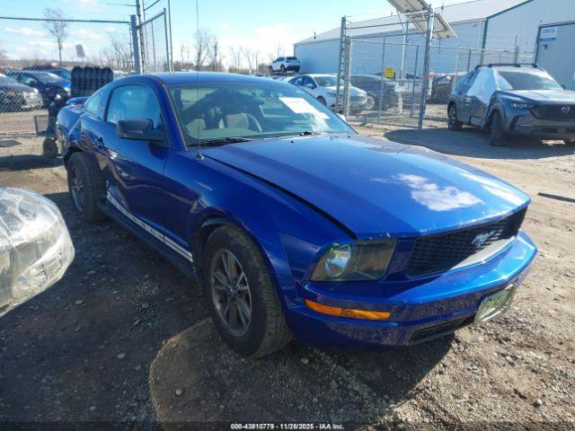  Salvage Ford Mustang