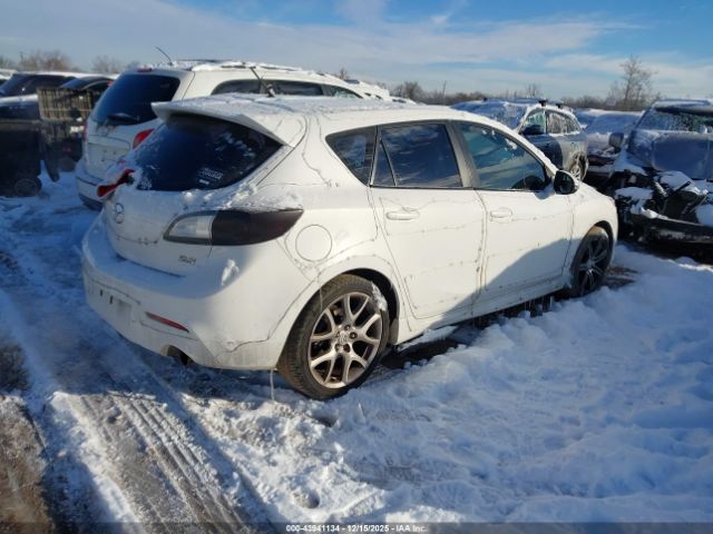 Mazda Mazda3 S Sport Image 2