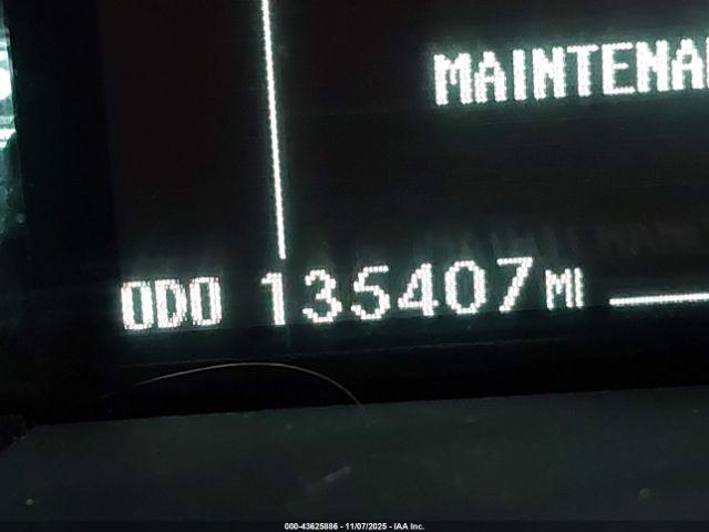 Toyota Prius Four Image 6