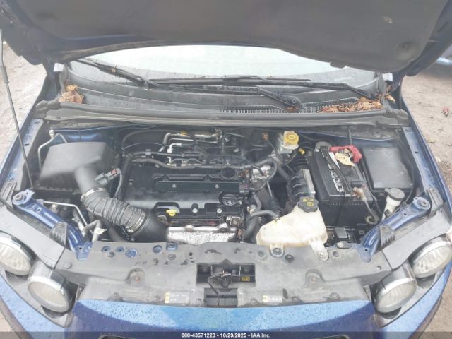 Chevrolet Sonic Lt Auto Image 11