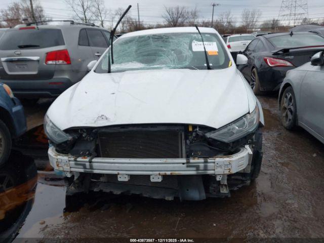 Ford Fusion Se Image 8