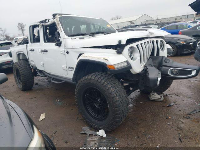  Salvage Jeep Gladiator