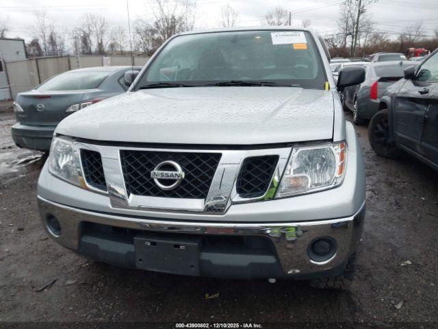 Nissan Frontier Sv Image 3