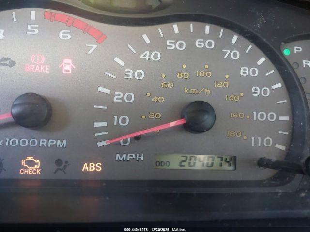 Toyota Sequoia Sr5 V8 Image 11