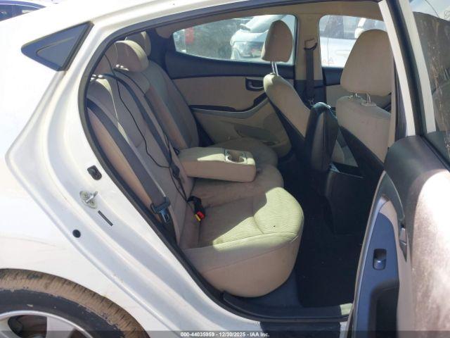 Hyundai ELANTRA Se Image 7