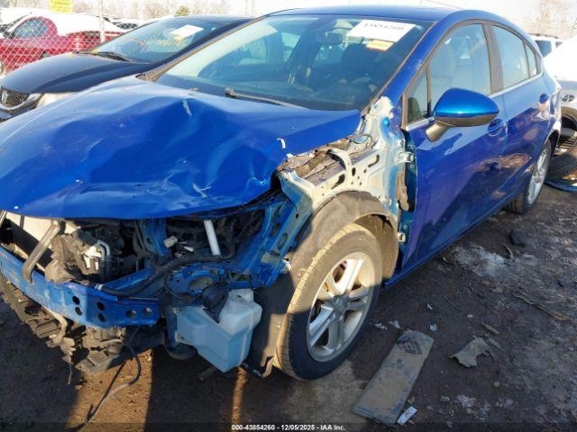 Chevrolet Cruze Lt Auto Image 11