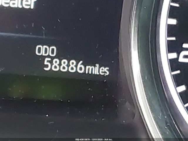 Toyota Camry Xle Image 9