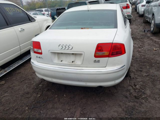 Audi A8 4.2 Image 15