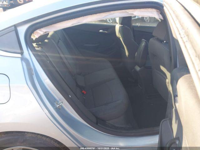 Chevrolet Cruze Lt Auto Image 3