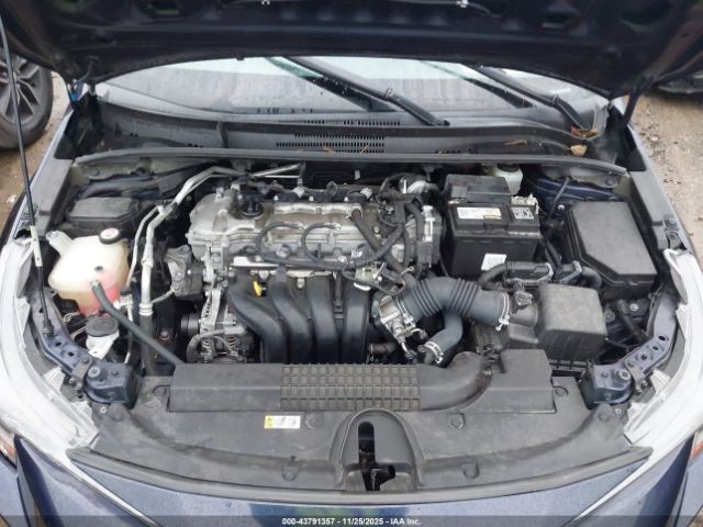 Toyota Corolla Le Image 12