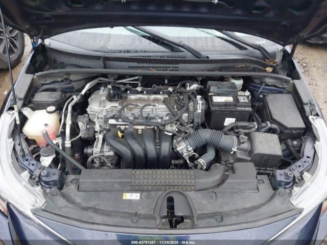 Toyota Corolla Le Image 12