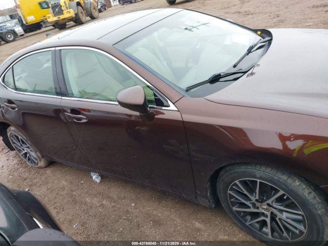 Lexus Es Image 16
