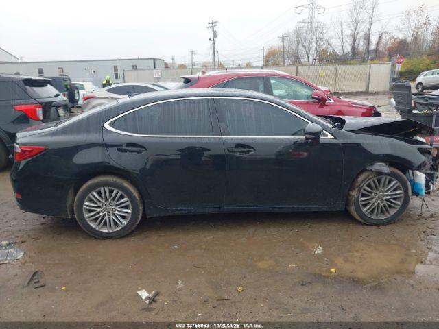 Lexus Es Image 15