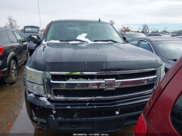 Chevrolet Silverado 1500 Ltz Image 16