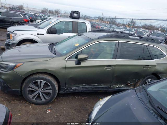 Subaru Outback 2.5i Limited Image 16