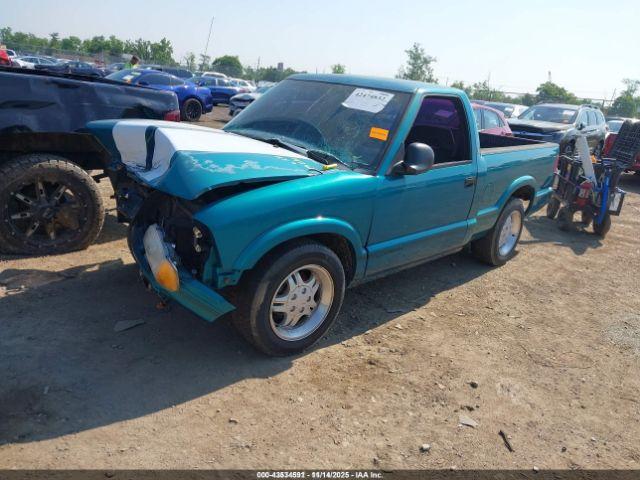 GMC Sonoma Image 4