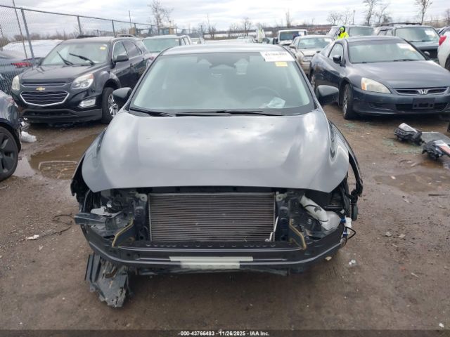 Subaru Impreza Base 5-door Image 16