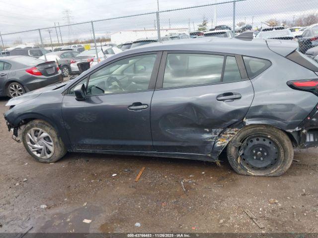 Subaru Impreza Base 5-door Image 13