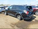 Ford Explorer Platinum Image 4