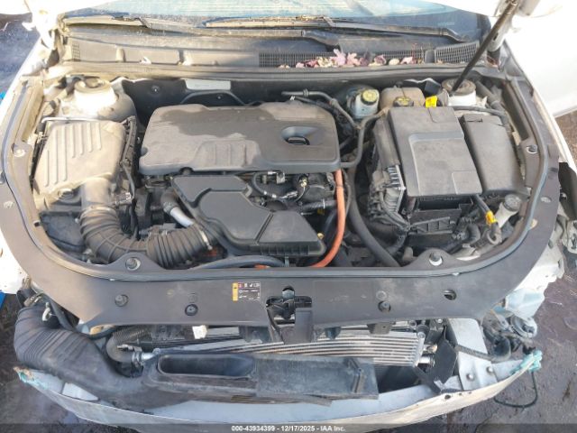 Buick LaCrosse Premium 1 Group Image 2