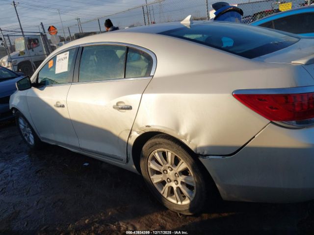 Buick LaCrosse Premium 1 Group Image 17