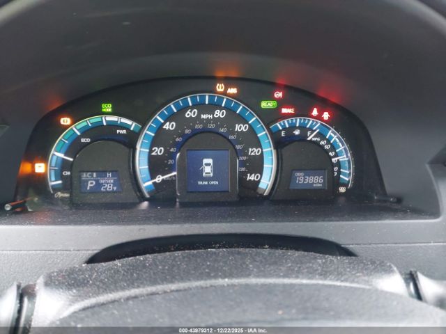 Toyota Camry Xle Image 14