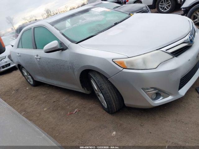 Toyota Camry Xle Image 3