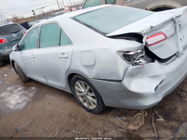 Toyota Camry Xle Image 12
