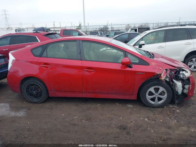 Toyota Prius Two Image 6