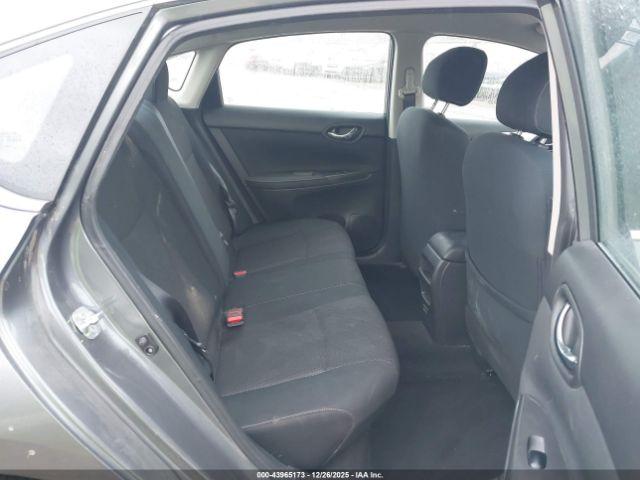 Nissan Sentra S Image 9