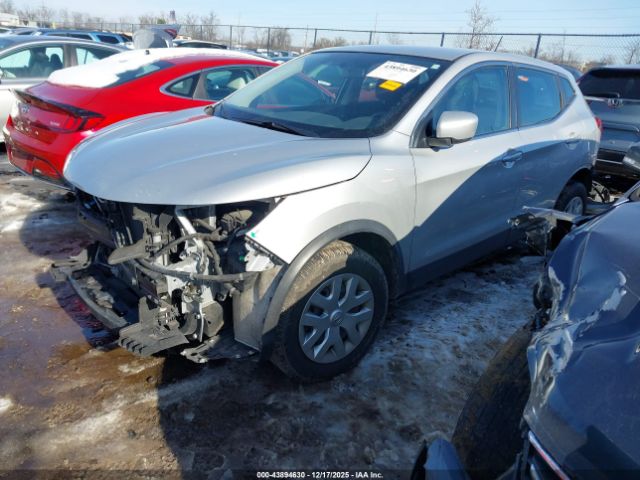 Nissan Rogue S Image 2