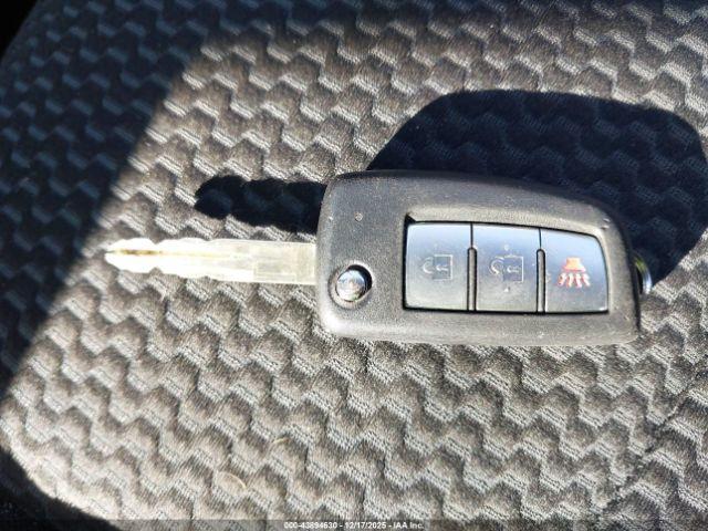 Nissan Rogue S Image 13