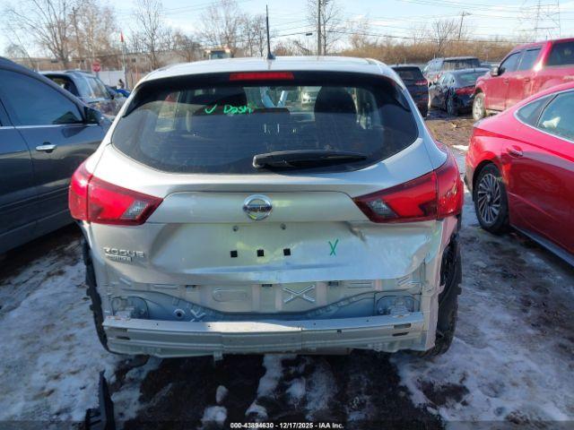 Nissan Rogue S Image 12