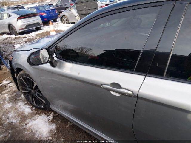 Toyota Camry Xse Image 13