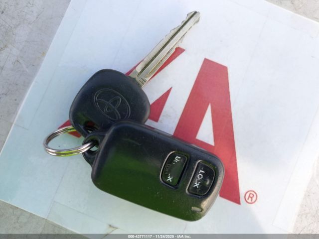 Toyota Corolla L Image 9