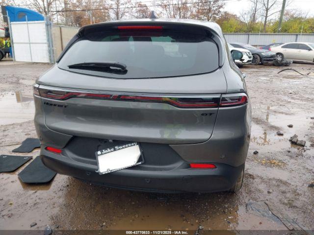 Dodge Hornet Gt Awd Image 3