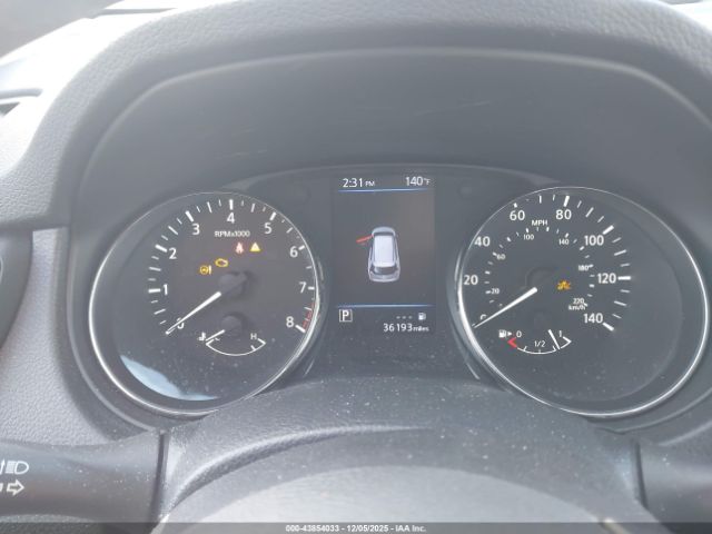 Nissan Rogue S Image 14