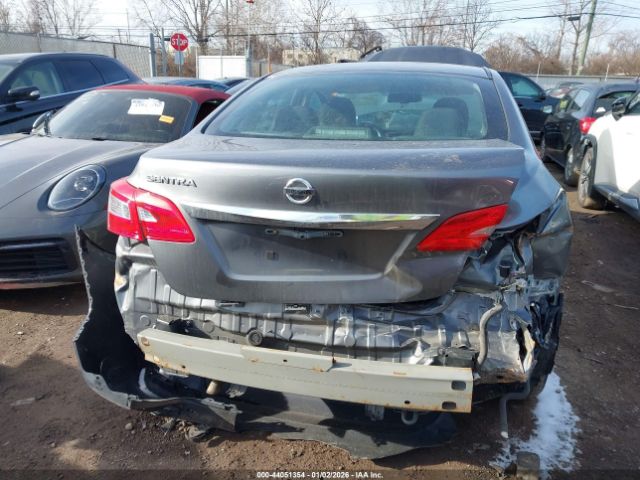 Nissan Sentra S Image 8