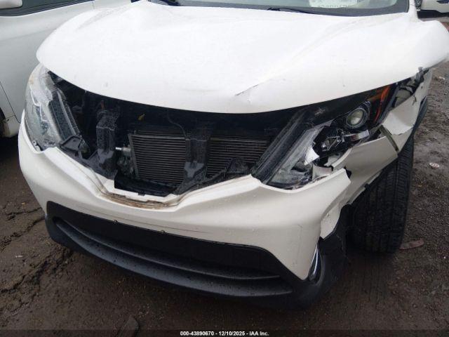 Nissan Rogue Sv Image 11