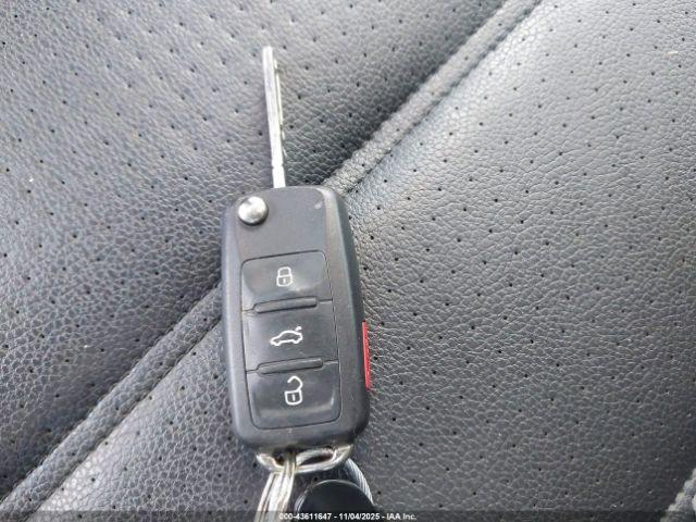 Volkswagen Jetta 1.8t Sel Image 11