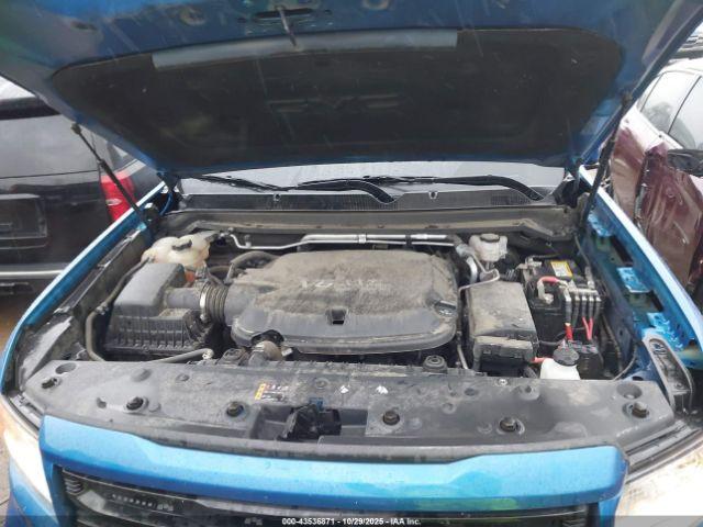 GMC Canyon 4wd  Short Box Elevation Image 9