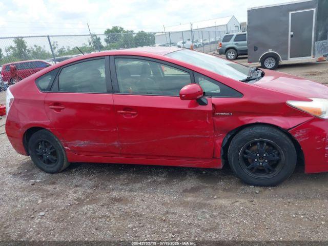 Toyota Prius Two Image 6