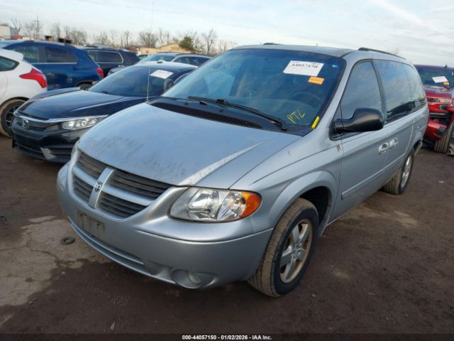 Dodge Grand Caravan Sxt Image 2